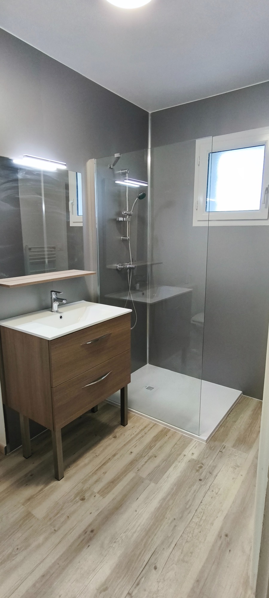 Pose de lames PVC à clipser Pose de lames PVC à clipser GERFLOR Solid Clic Acoustic 55 - décor Malua Bay (imitation parquet)