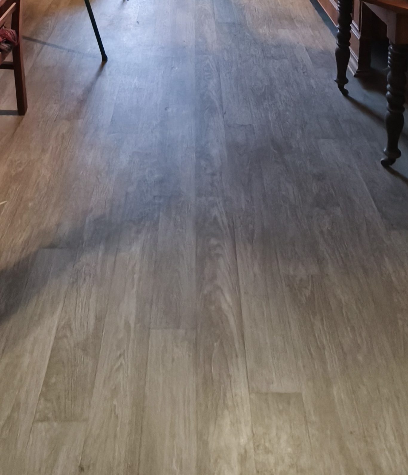 Changement d'un revêtement de sol dans une chambre Changement d'un revêtement de sol dans une chambre