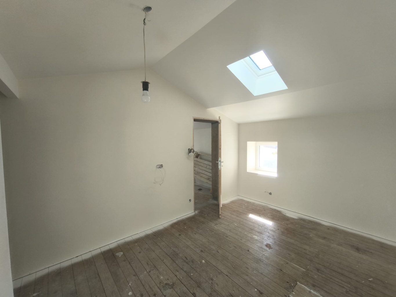 Peinture murs & plafond d'une chambre